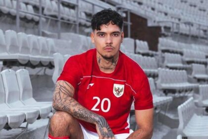 Shayne Pattynama terpinggirkan